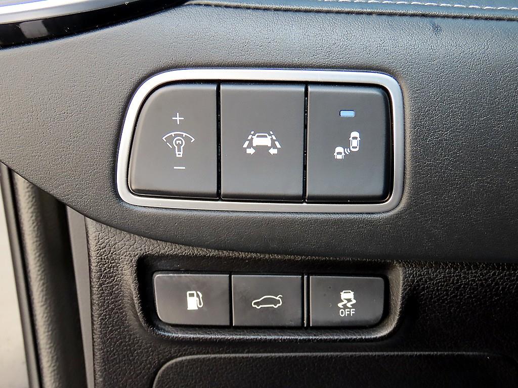 Hyundai Grandeur — photo 12