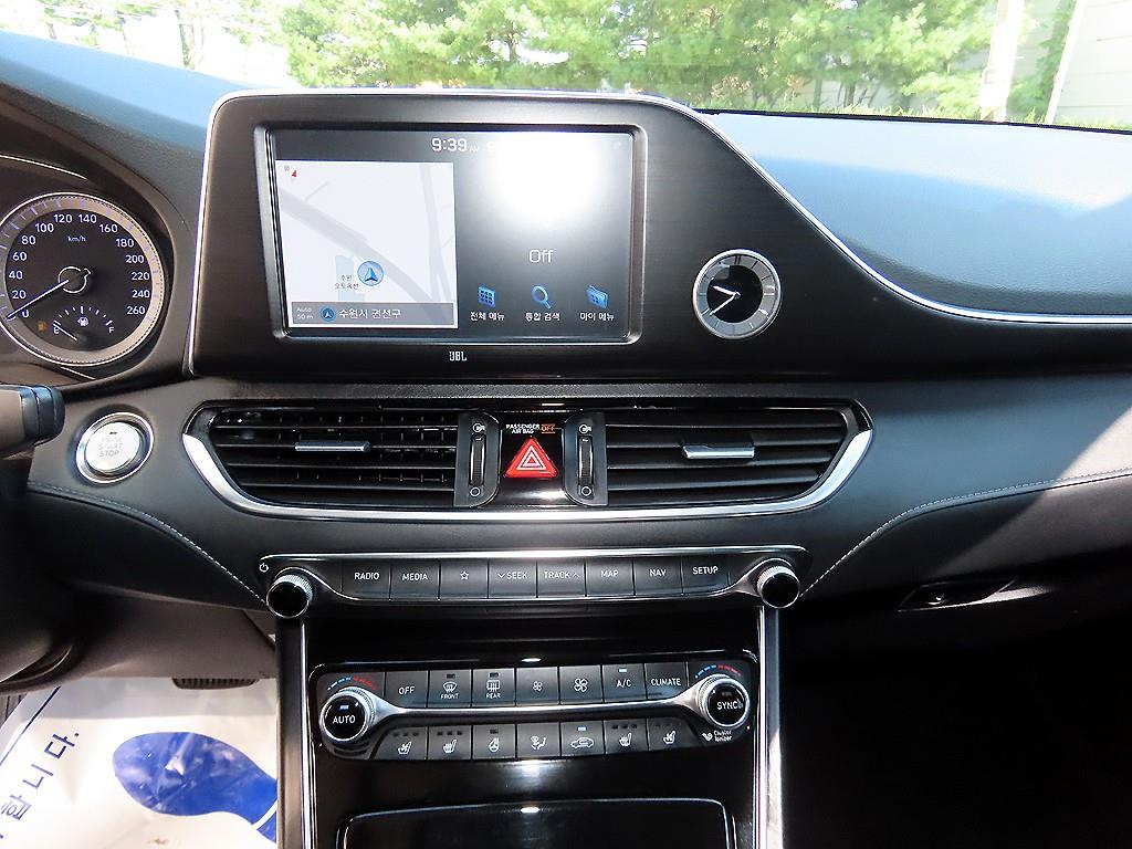 Hyundai Grandeur — photo 13