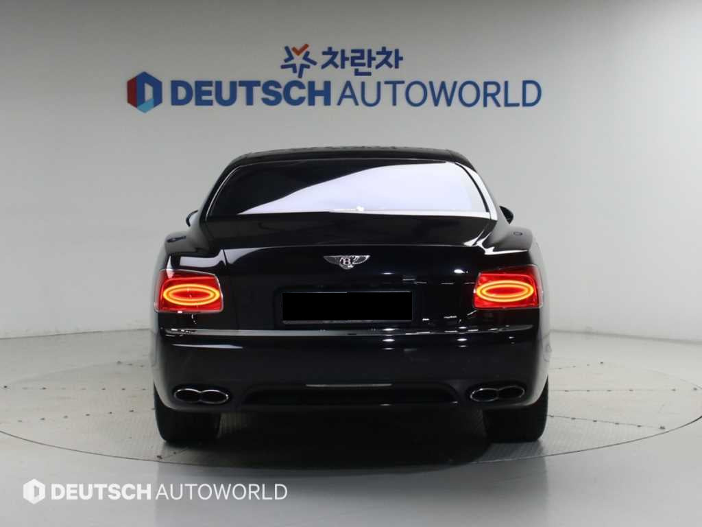 Bentley Flying Spur — photo 04