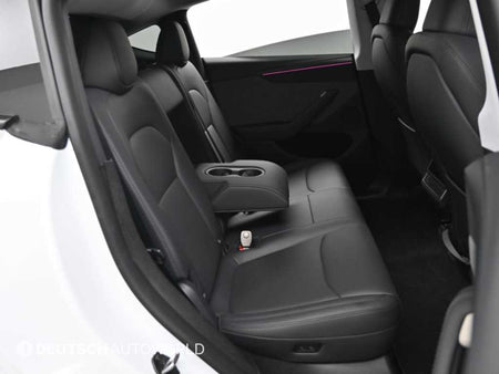 Tesla Model Y — photo 12