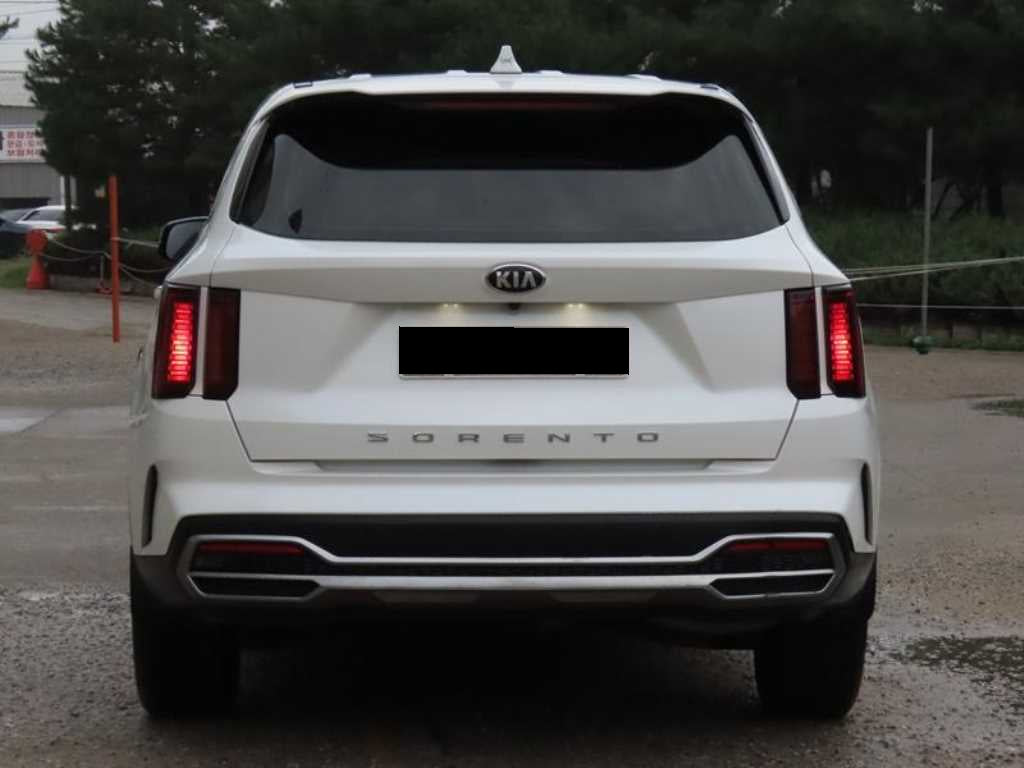 Kia Sorento — photo 04