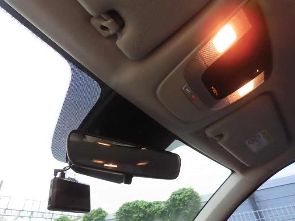 Kia Sorento — photo 18