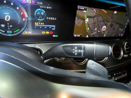 Mercedes-Benz E-Class — photo 12