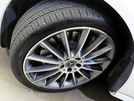 Mercedes-Benz E-Class — photo 20