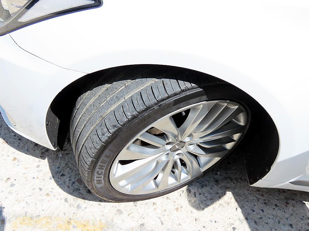 Genesis G80 — photo 20