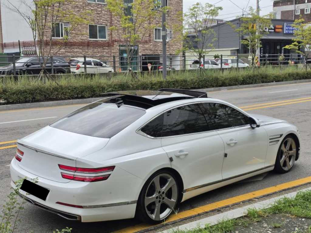 Genesis G80 — photo 05