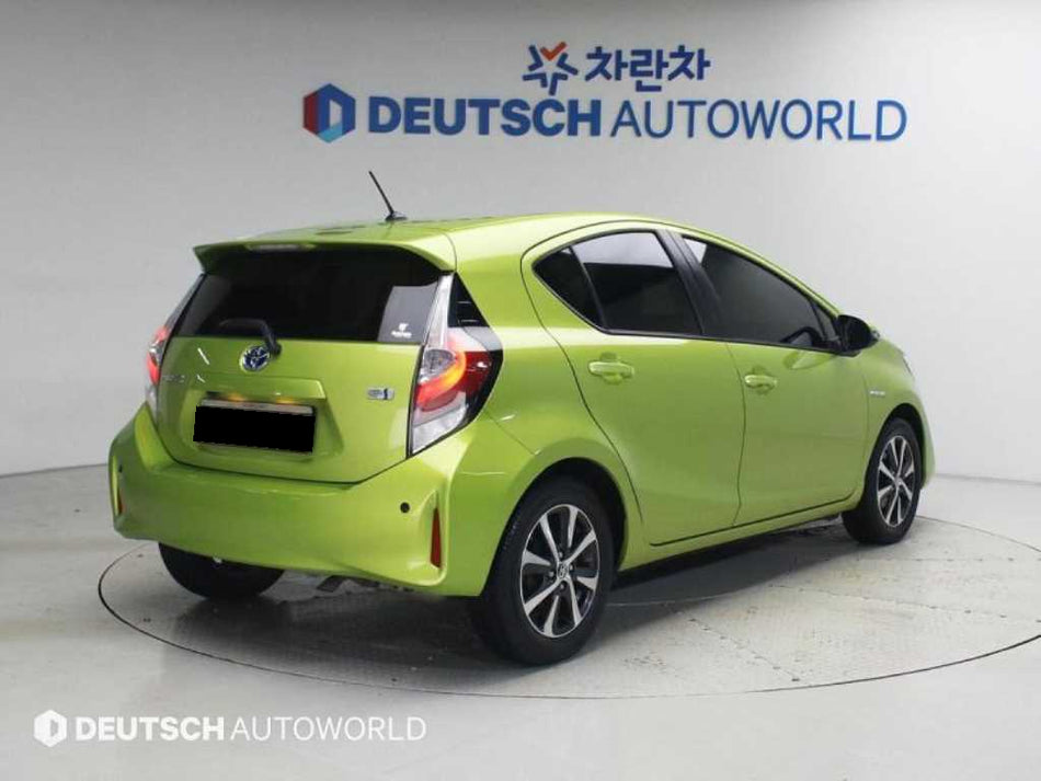 Toyota Prius — photo 02