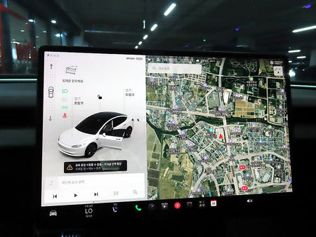 Tesla Model 3 — photo 13