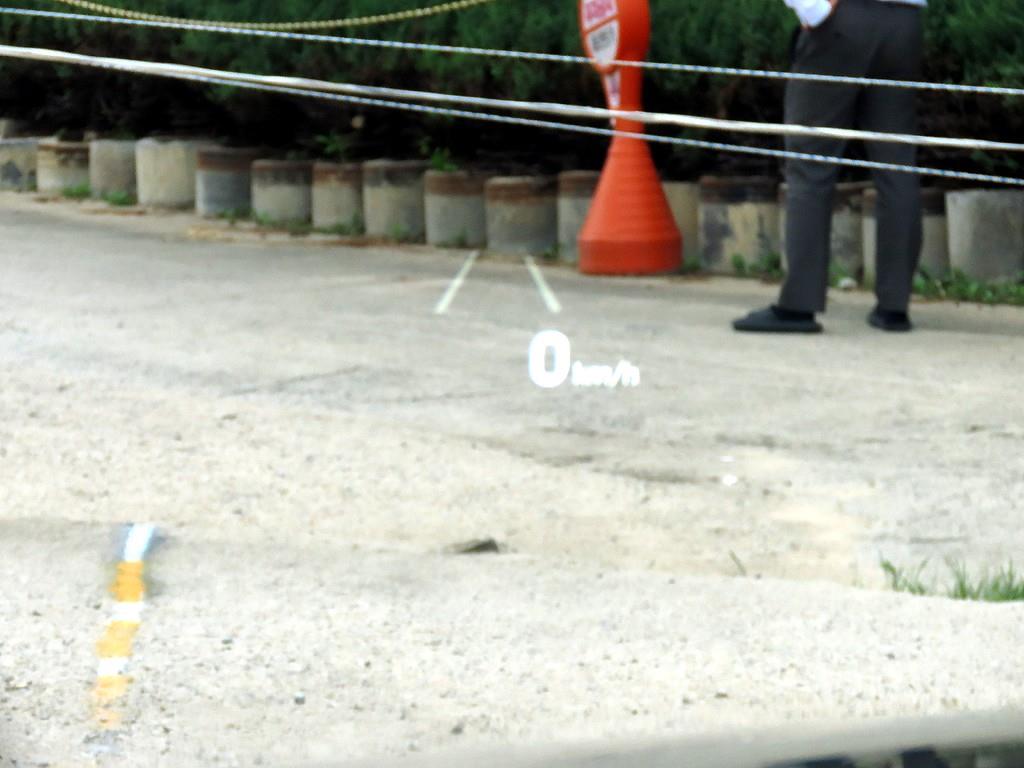 Genesis EQ900 — photo 10