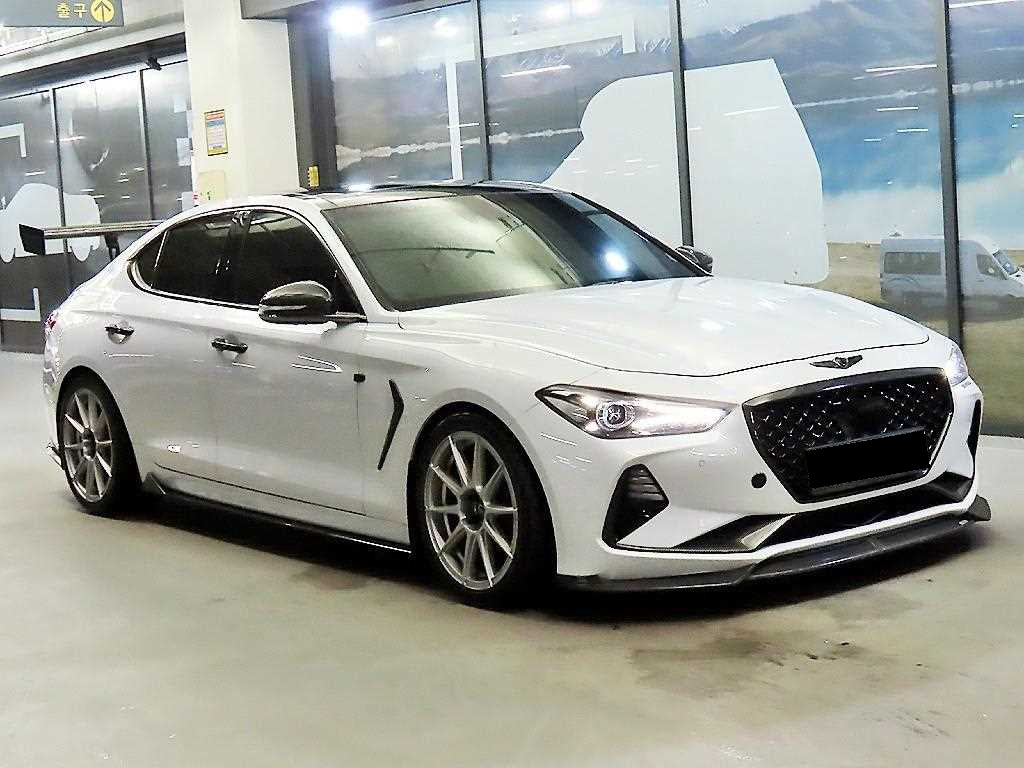 Genesis G70 — photo 01