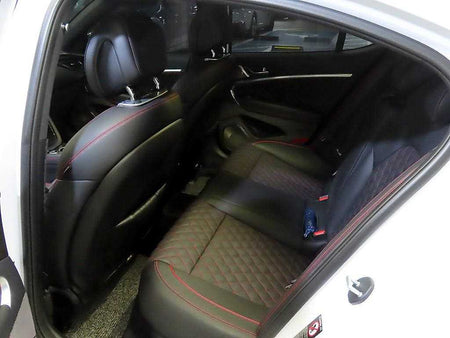 Genesis G70 — photo 07