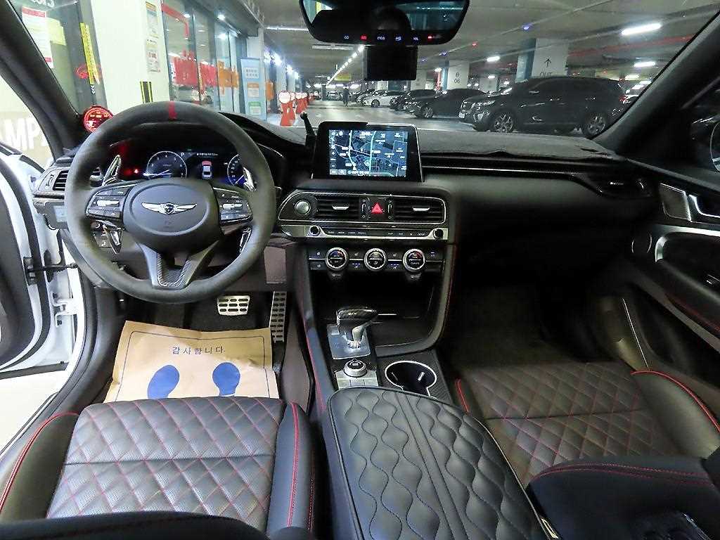 Genesis G70 — photo 10