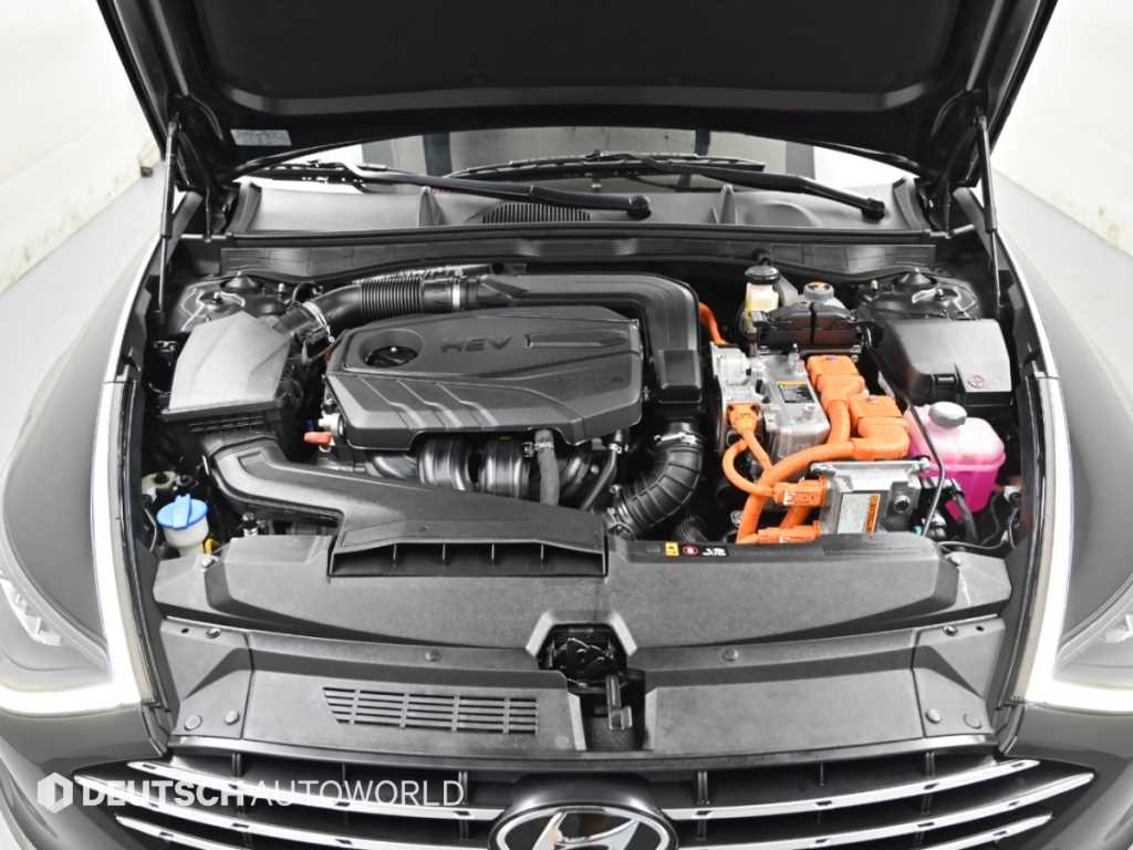 Hyundai Sonata — photo 06