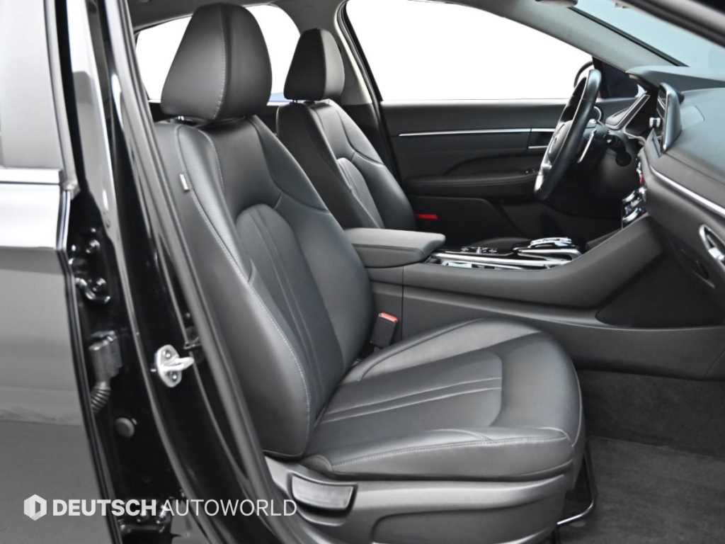 Hyundai Sonata — photo 10