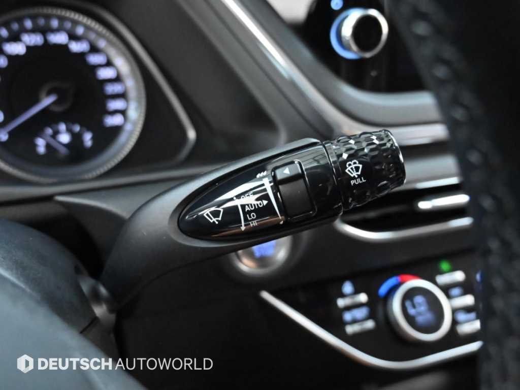 Hyundai Sonata — photo 16