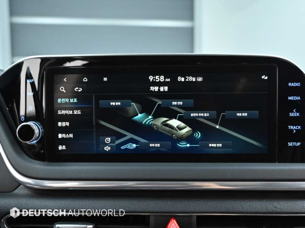 Hyundai Sonata — photo 17