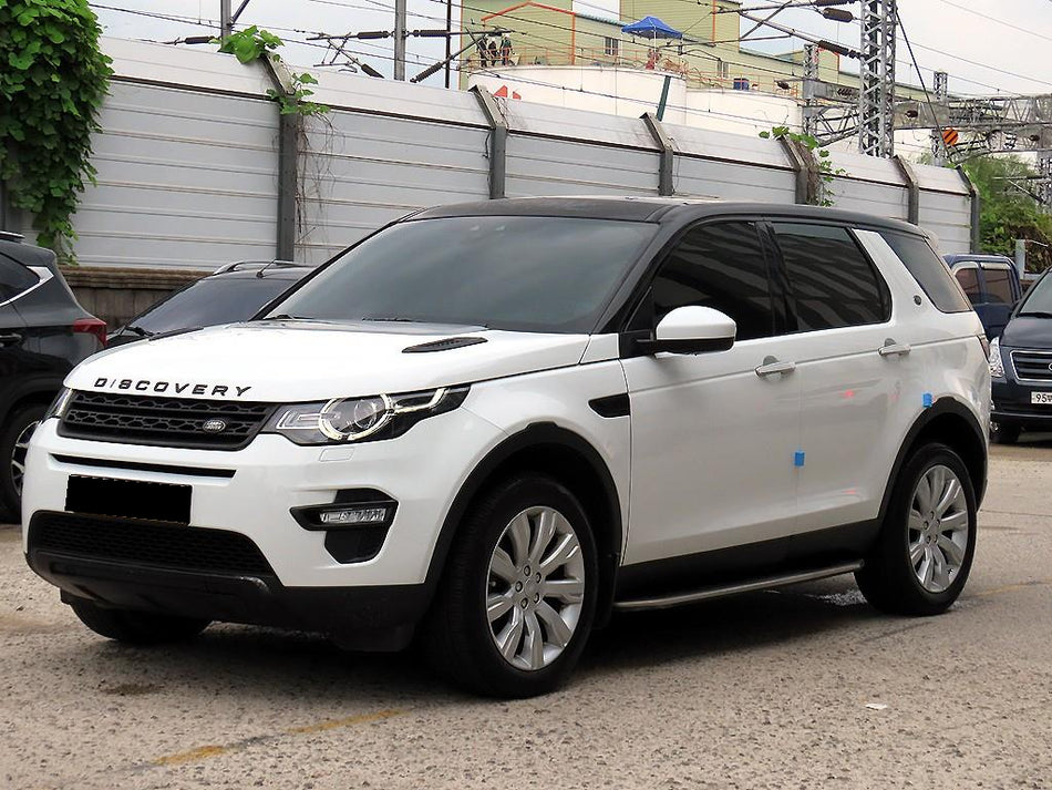 Land Rover Discovery Sport — photo 02