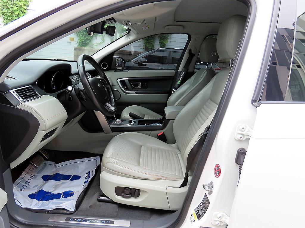 Land Rover Discovery Sport — photo 05