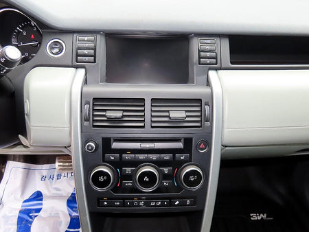 Land Rover Discovery Sport — photo 12