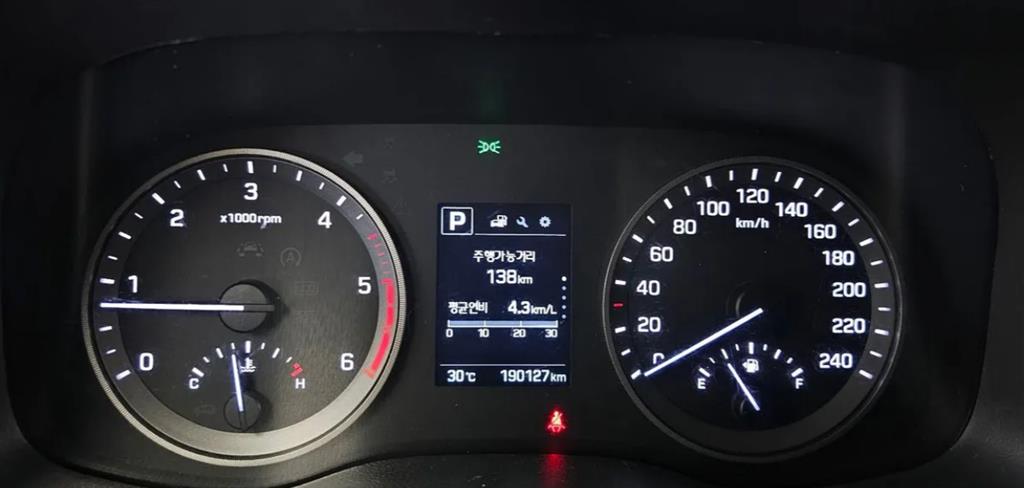 Hyundai Tucson — photo 08