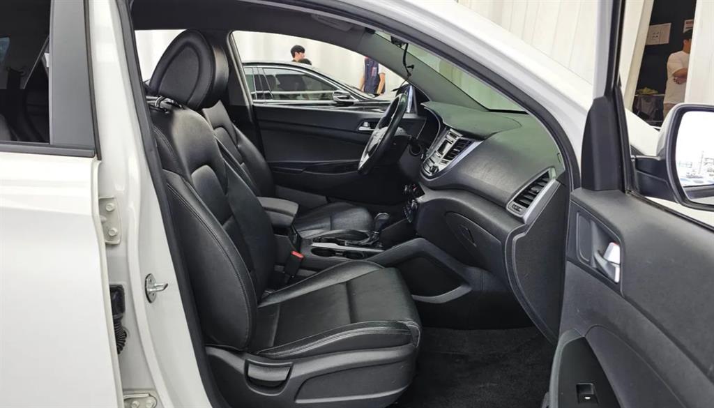 Hyundai Tucson — photo 11