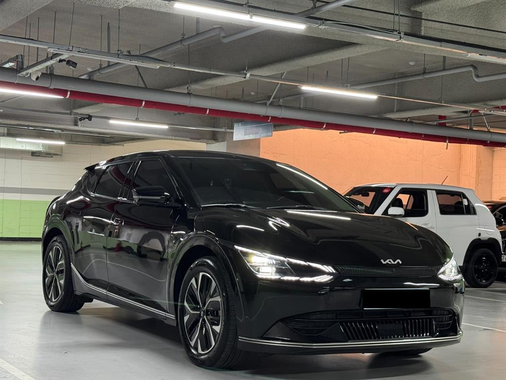 Kia EV6 — photo 02