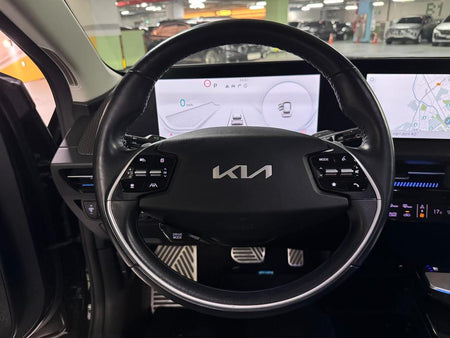 Kia EV6 — photo 10