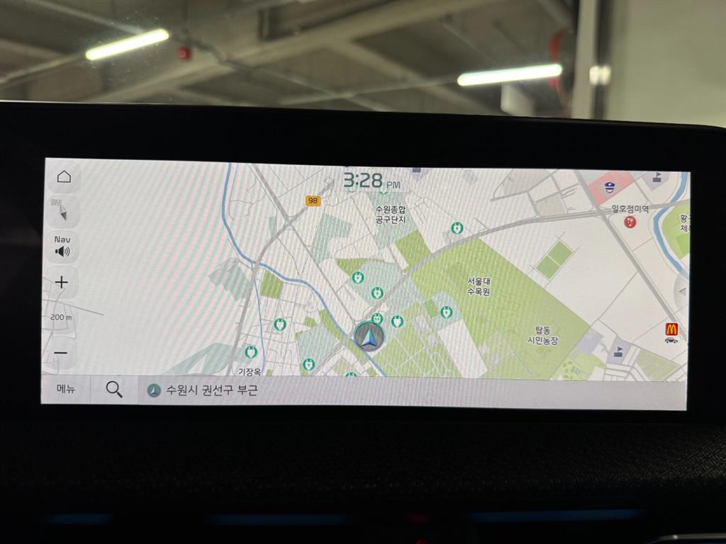 Kia EV6 — photo 12