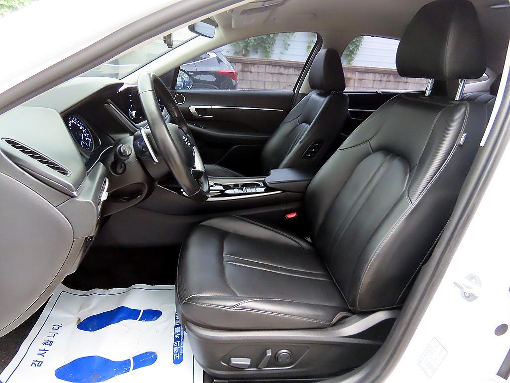 Hyundai Sonata — photo 05