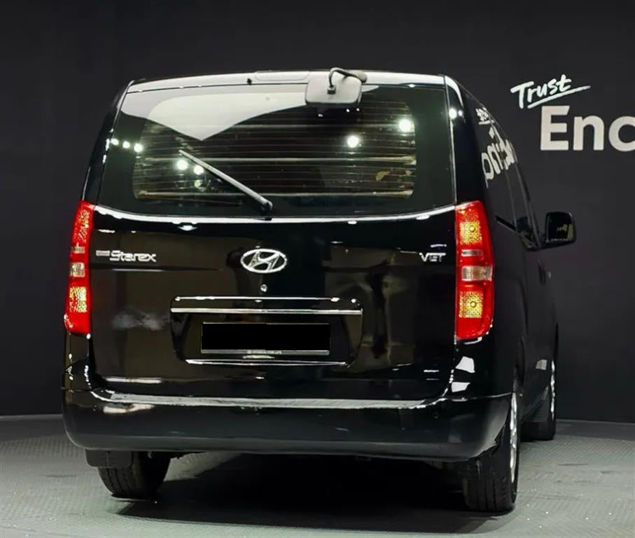 Hyundai Starex — photo 04