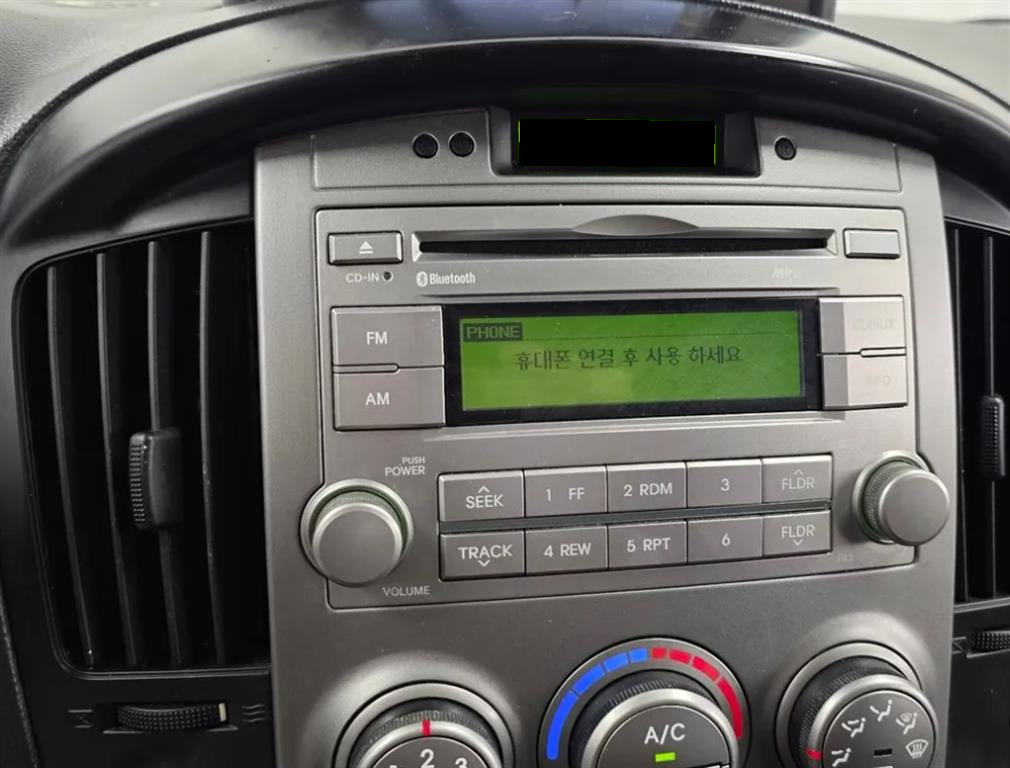 Hyundai Starex — photo 15