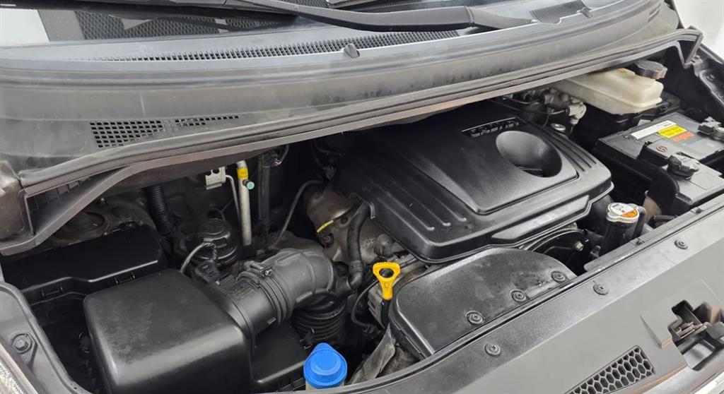 Hyundai Starex — photo 20