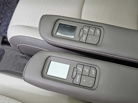 Kia Carnival — photo 14