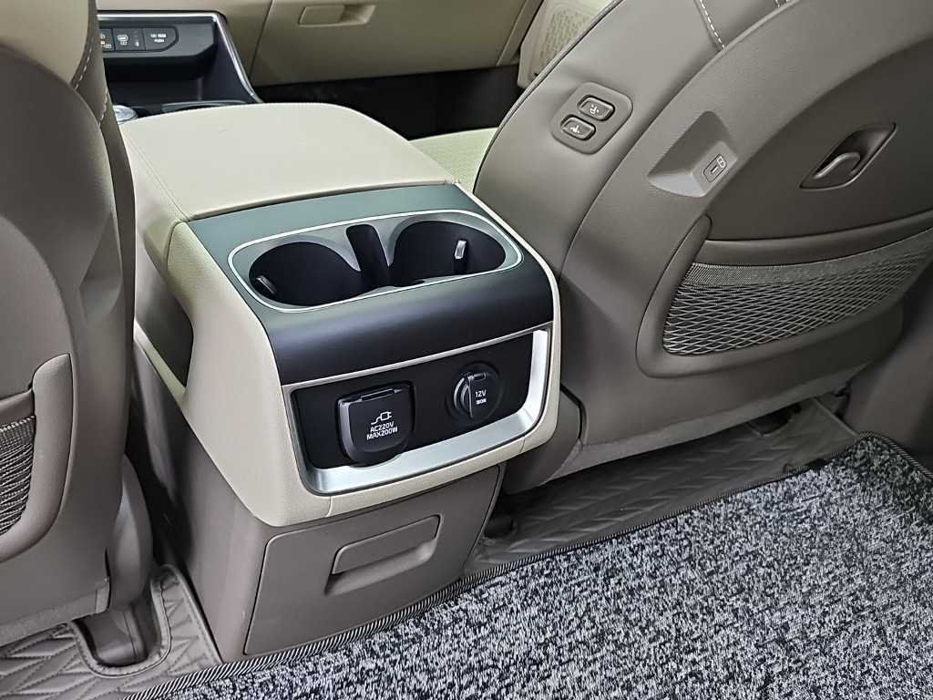 Kia Carnival — photo 15