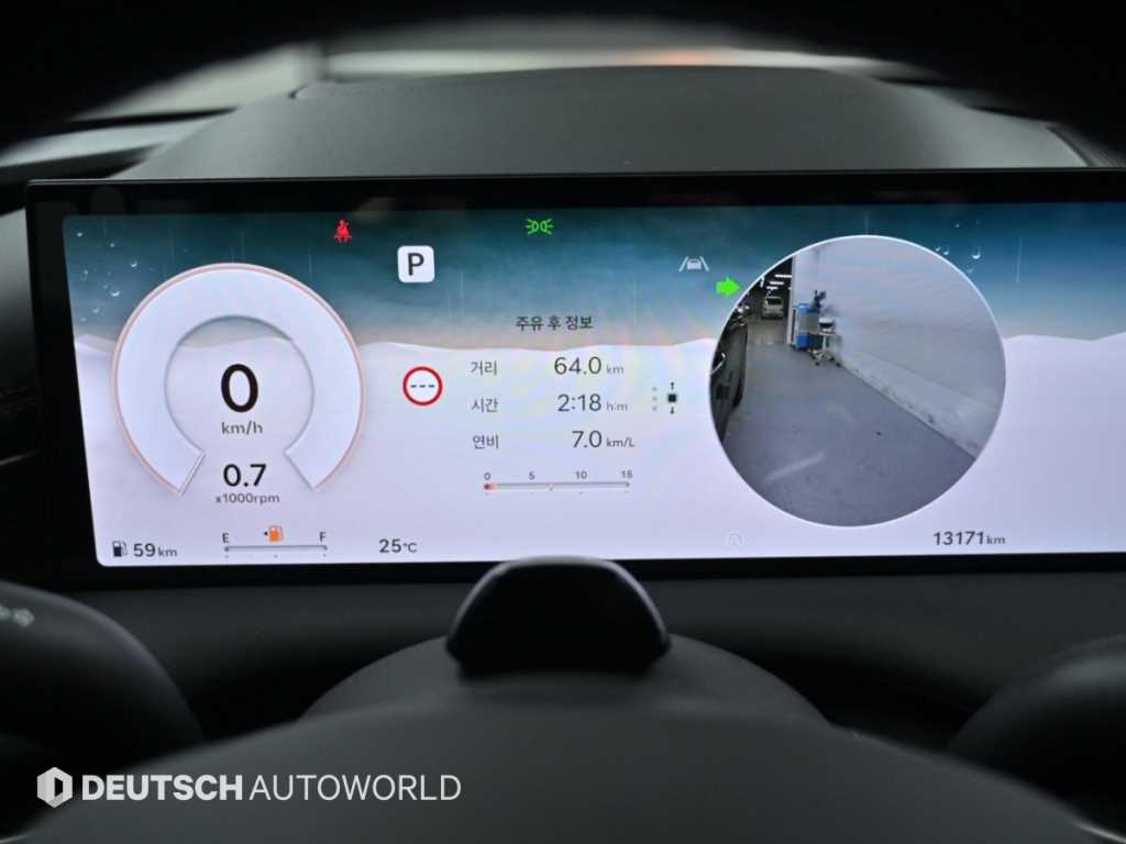 Genesis G80 — photo 08