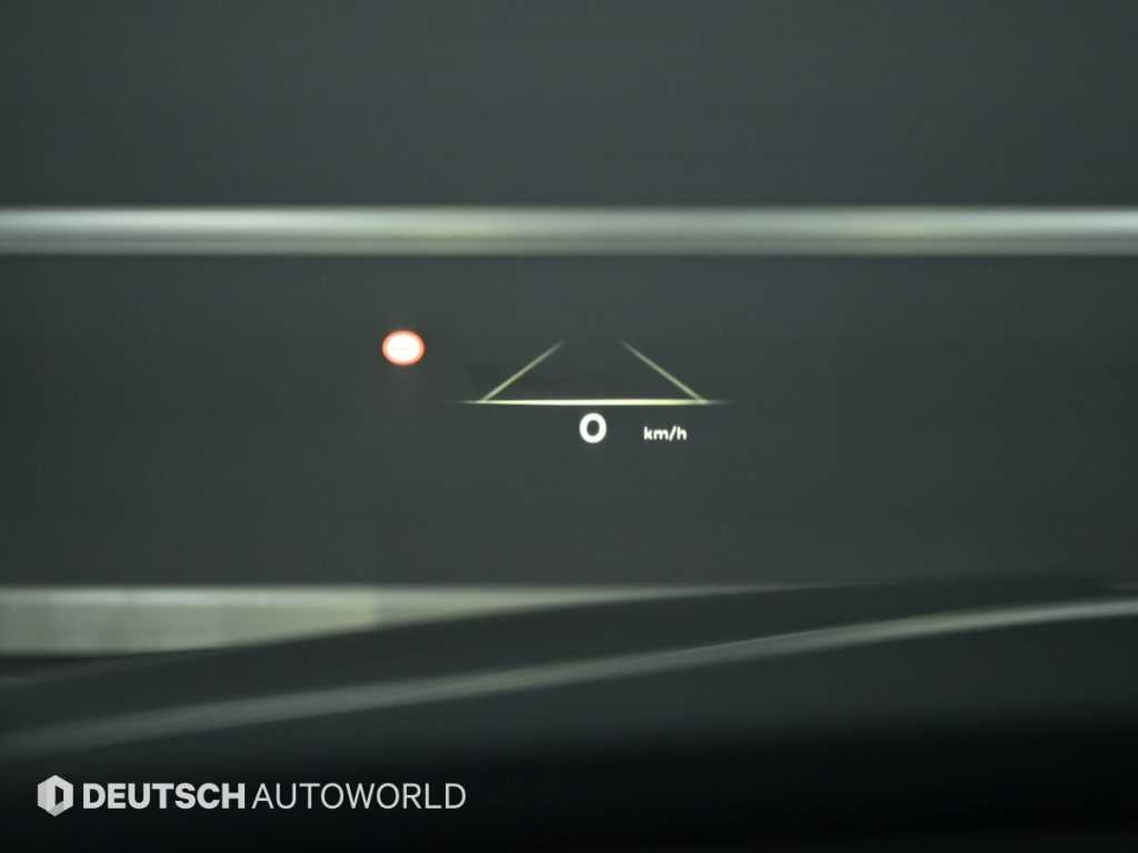 Genesis G80 — photo 17