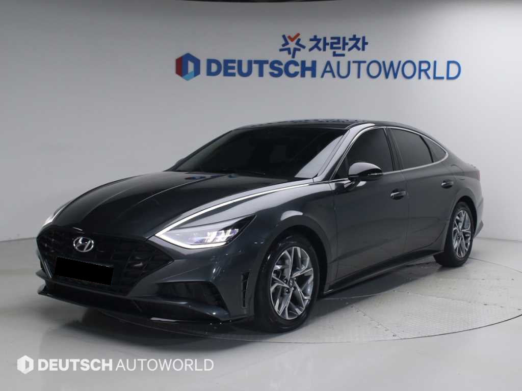 Hyundai Sonata — photo 01