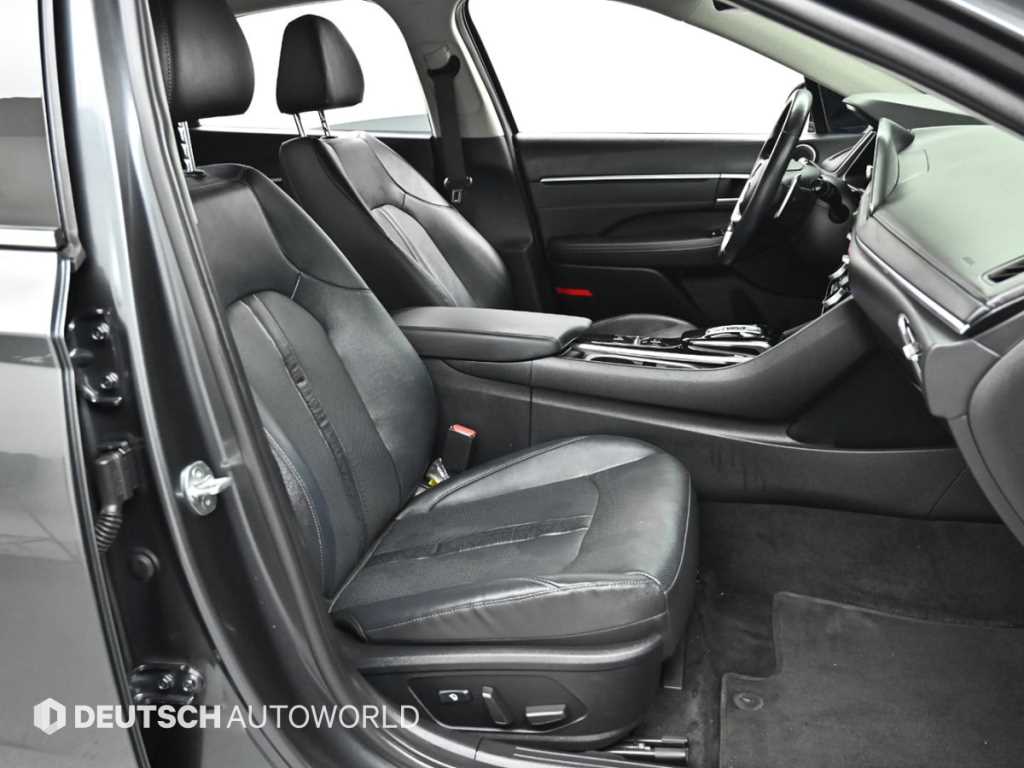 Hyundai Sonata — photo 10