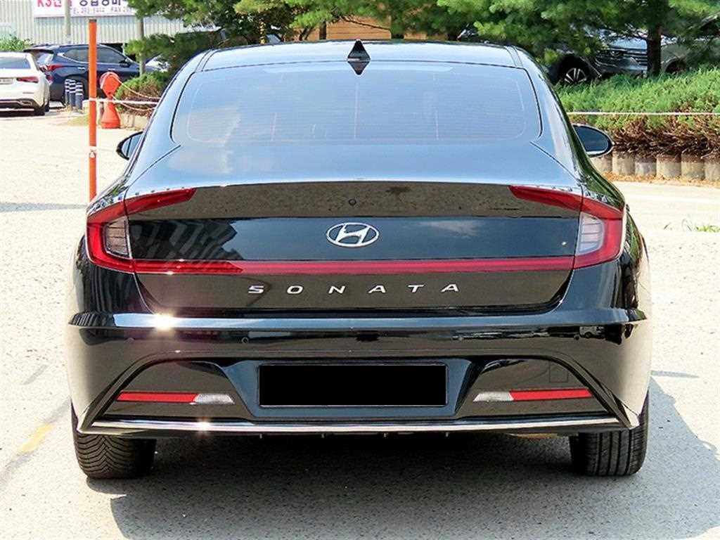 Hyundai Sonata — photo 04