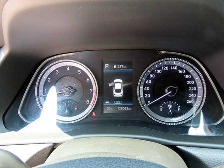 Hyundai Sonata — photo 09