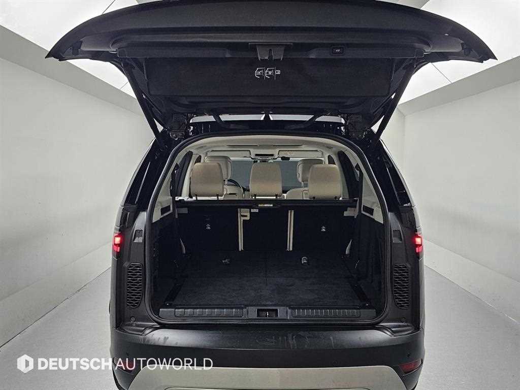 Land Rover Discovery — photo 19