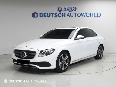 Mercedes-Benz E-Class — photo 01
