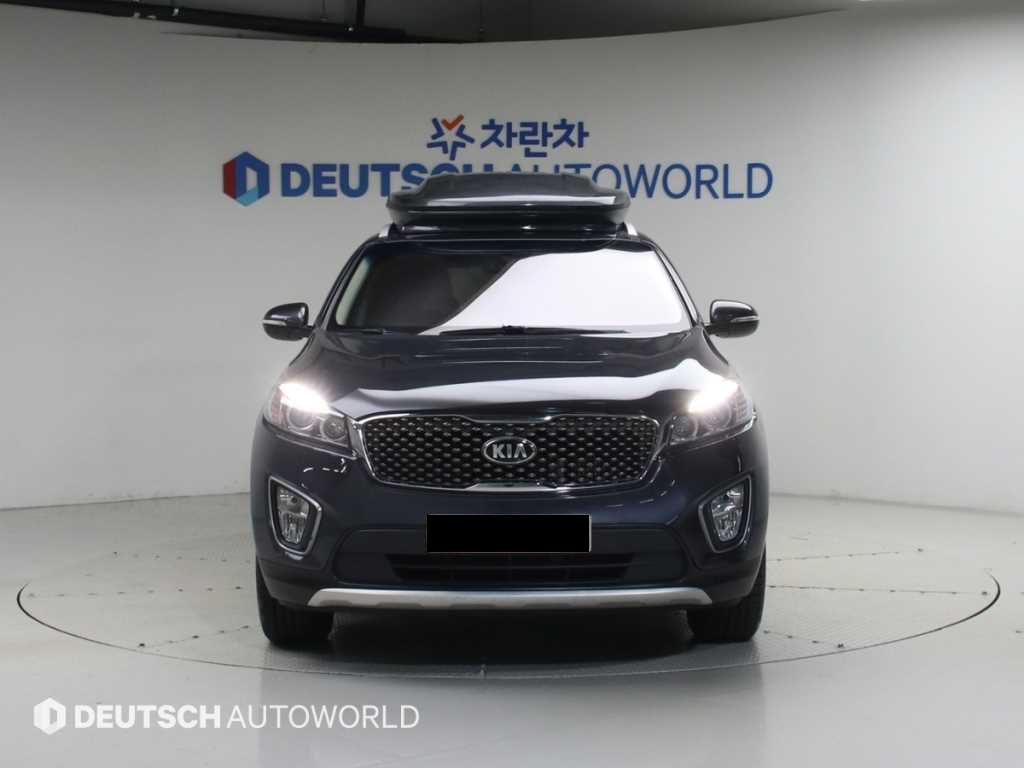 Kia Sorento — photo 03
