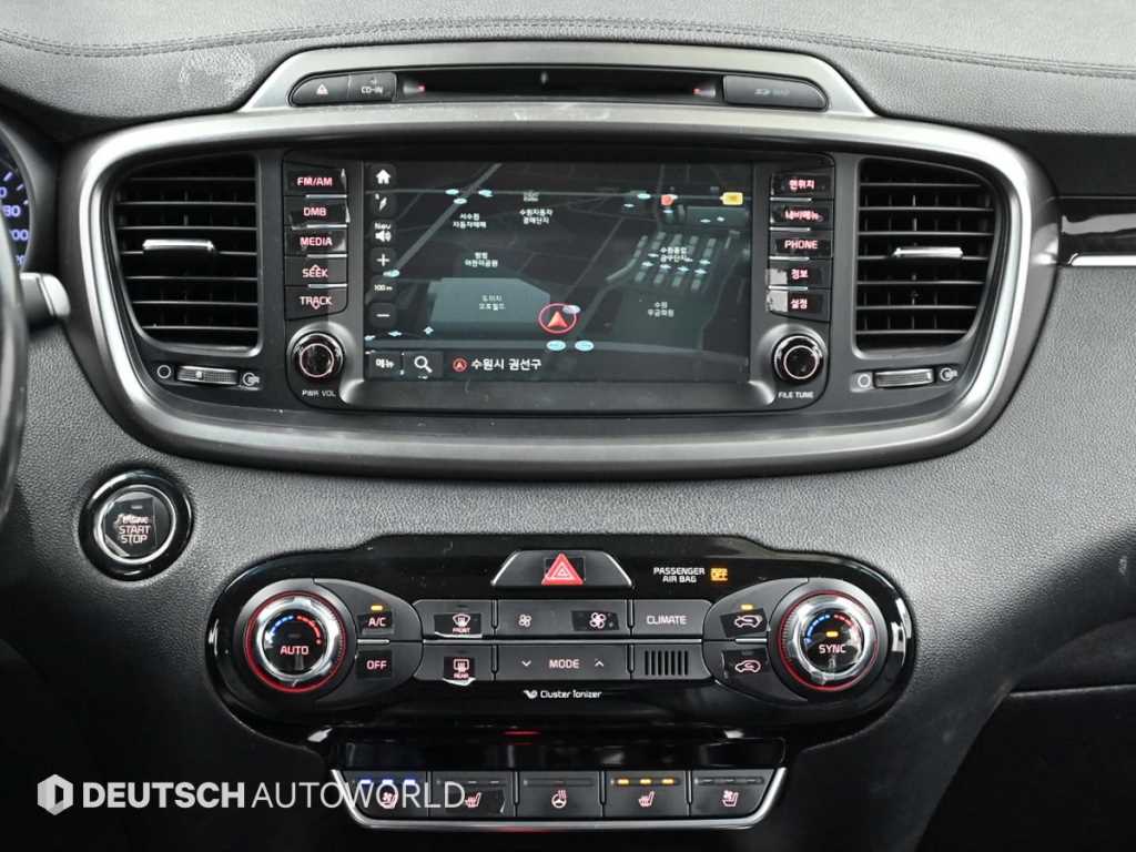Kia Sorento — photo 14