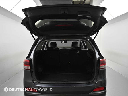 Kia Sorento — photo 19