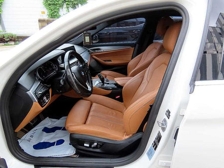 BMW 5-Series — photo 05
