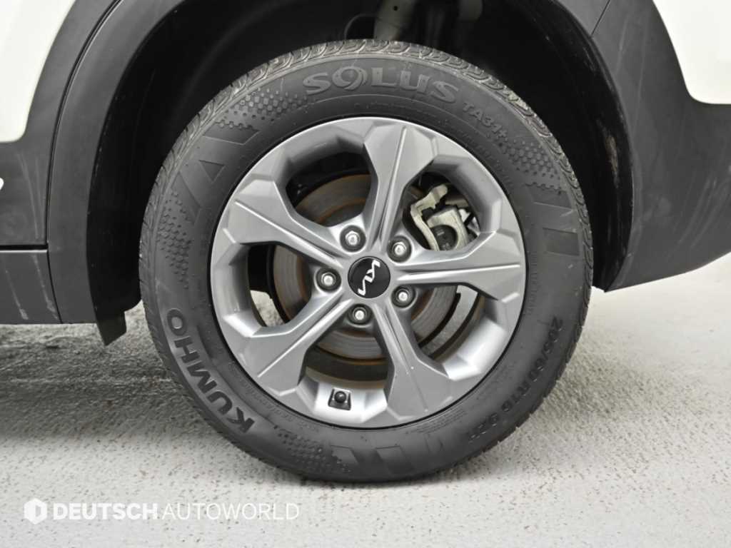 Kia Seltos — photo 05