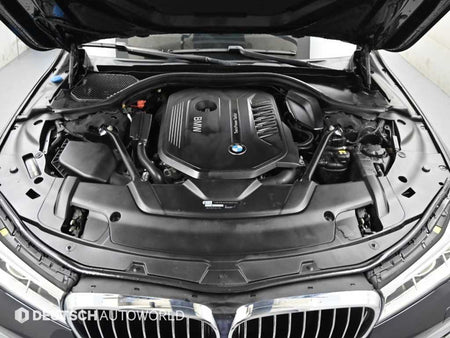 BMW 7-Series — photo 06