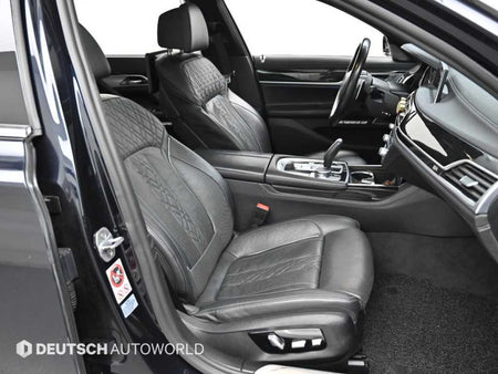 BMW 7-Series — photo 10