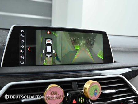BMW 7-Series — photo 15